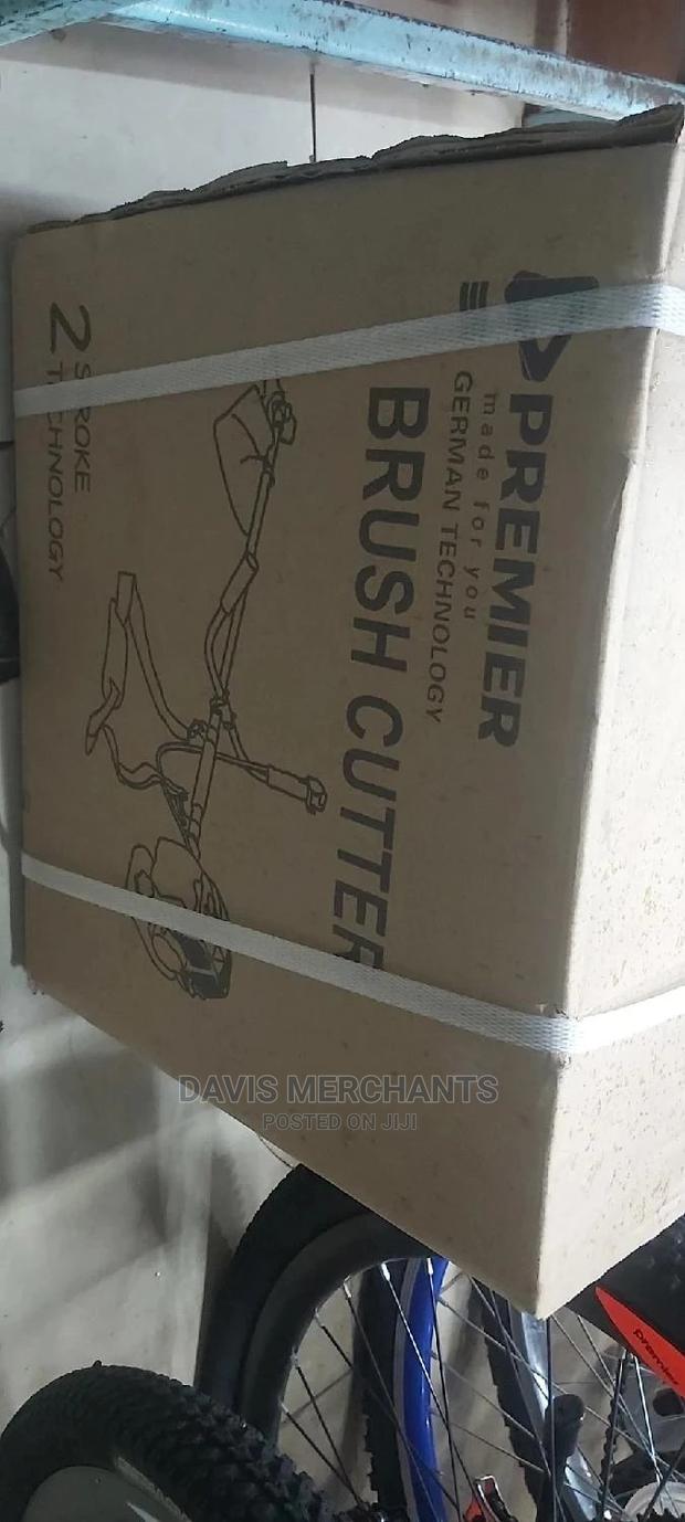 Brush Cutter 2 Stroke Petrol Engine - thumbnail 3