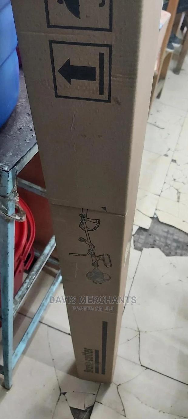 Brush Cutter 2 Stroke Petrol Engine - thumbnail 4