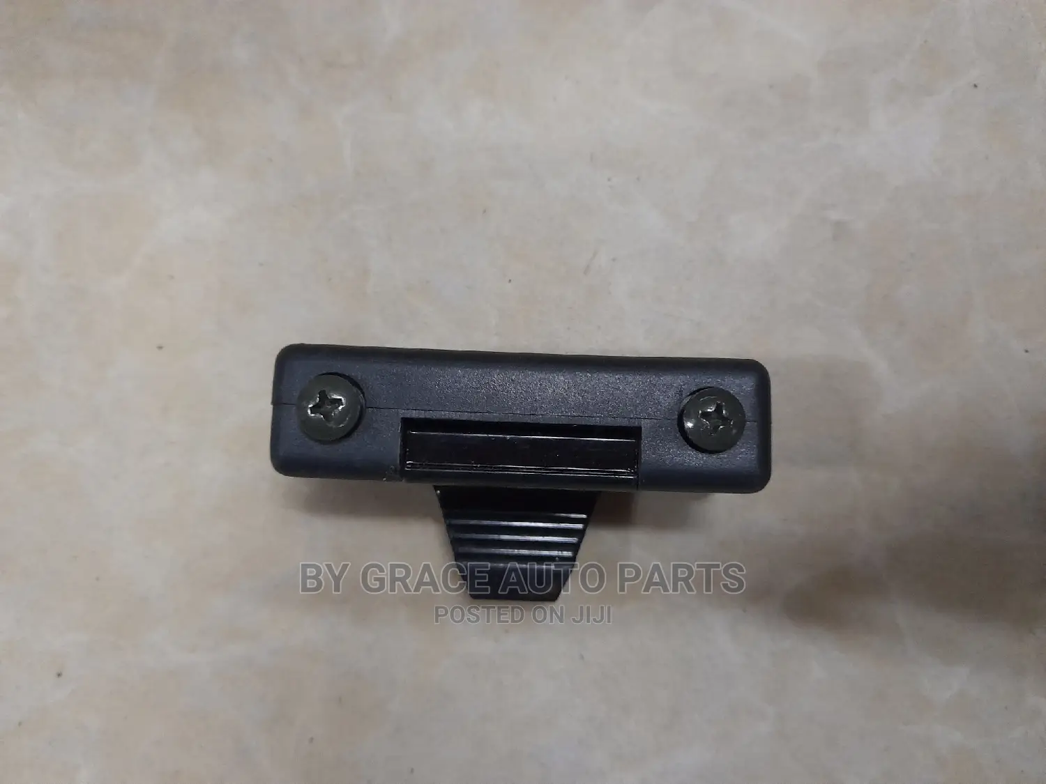 Window Locks Bus
