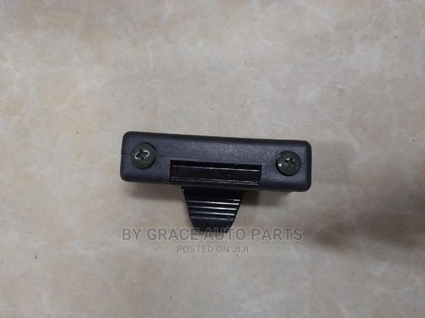 Window Locks Bus - thumbnail 2