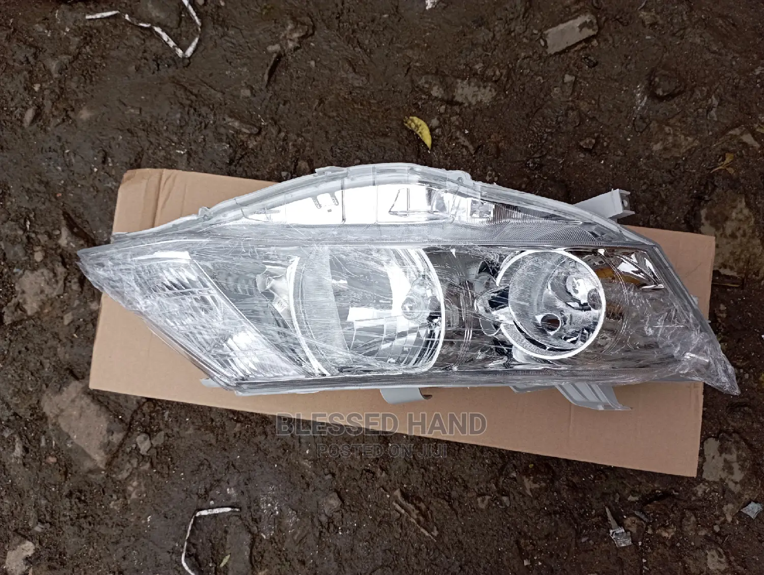 Headlight Allion 265