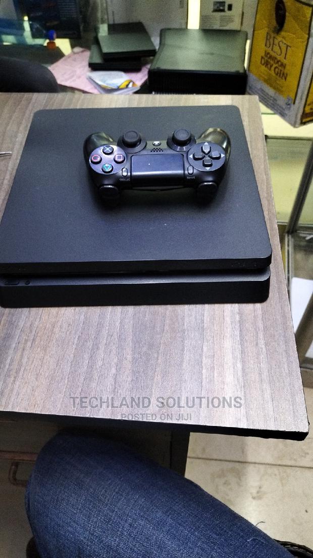 Ps4 Slim 500gb Used - thumbnail 2