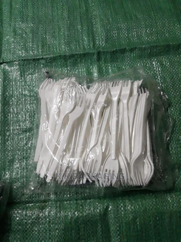 Plastic Disposable Spoons - thumbnail 2