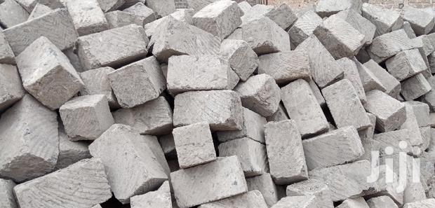 Machine Cut Stones - thumbnail 3