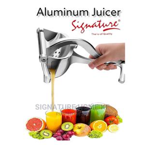 Signature Manual Juicer - thumbnail 2