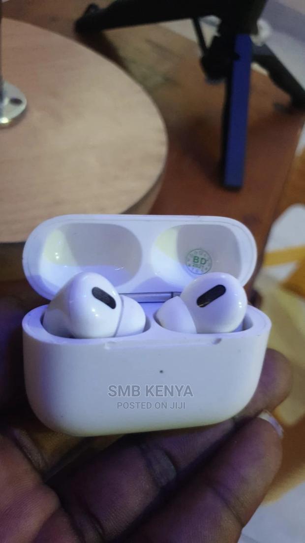 Airpods Pro - main view