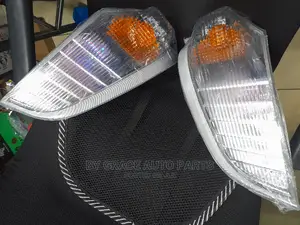 Bumper/Signal Lamp Canter 4D35 2005 Mitsubishi