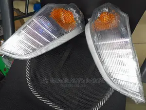 Bumper/Signal Lamp Canter 4D35 2005 Mitsubishi