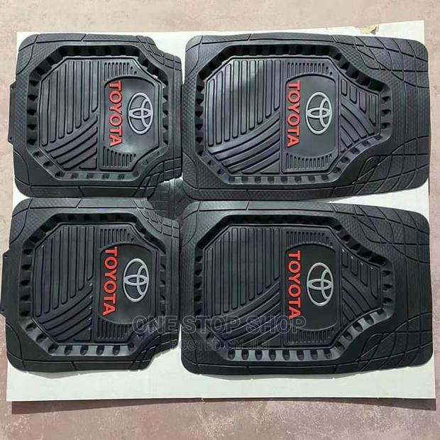Toyota Deep Dish Branded Mats - main view
