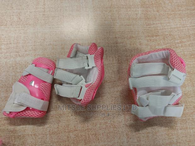 Skating Guard Set Pink ( Wrist, Knee Elbow Guard) - thumbnail 3