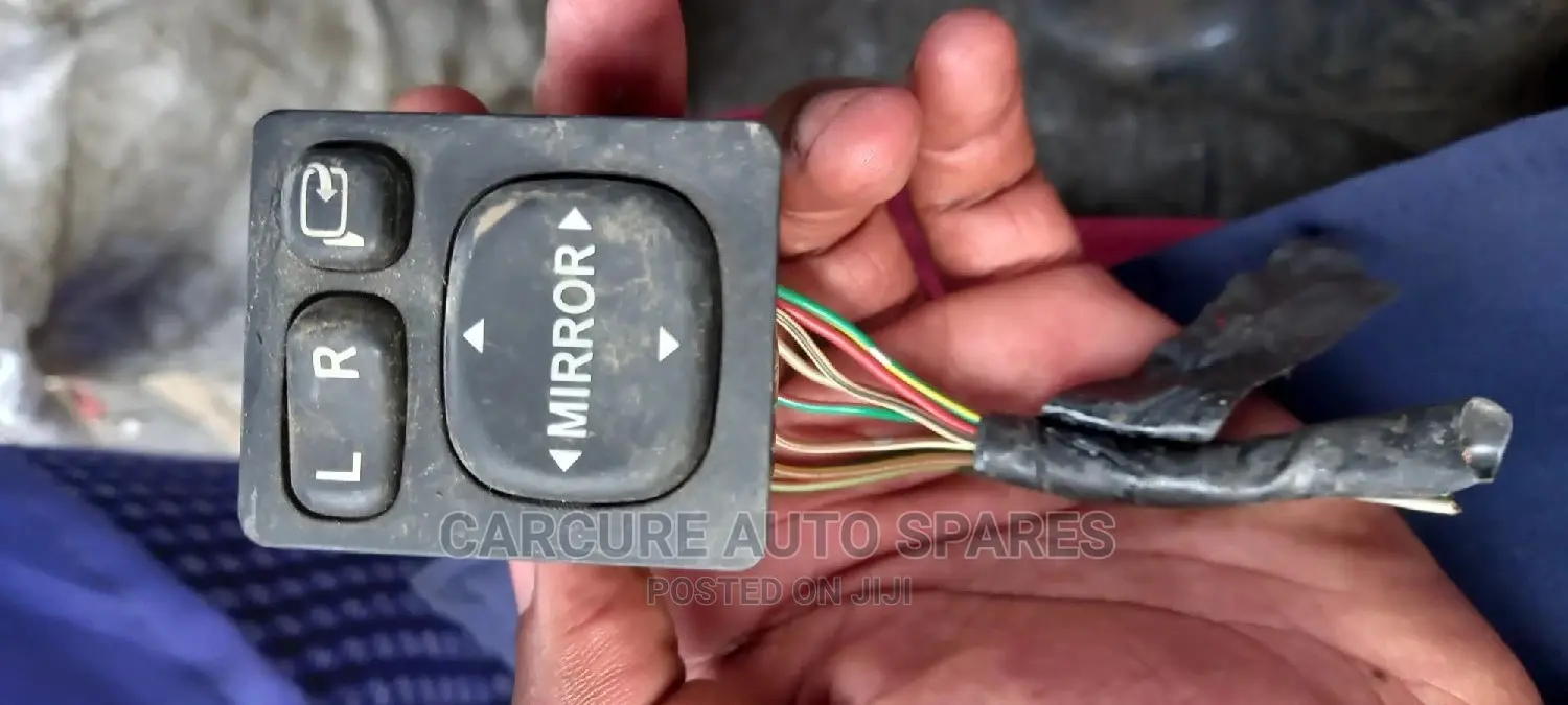 Side Mirror Switch