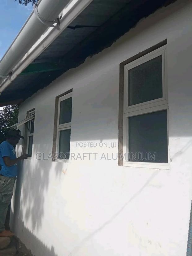 White Projecting Windows - thumbnail 3