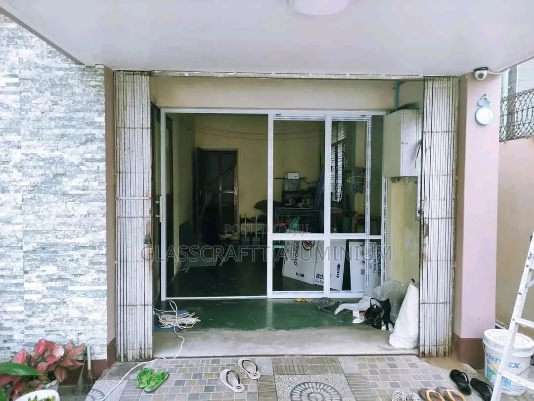 Single Track Sliding Aluminium Doors