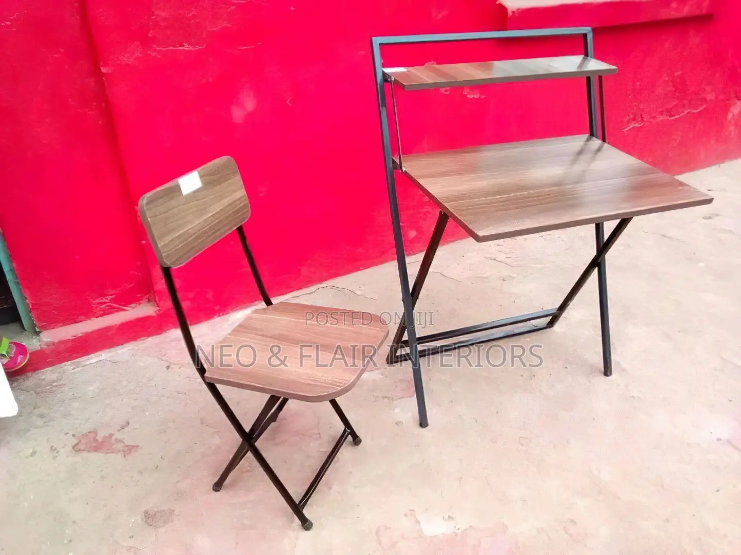 Elegant Portable Study Table