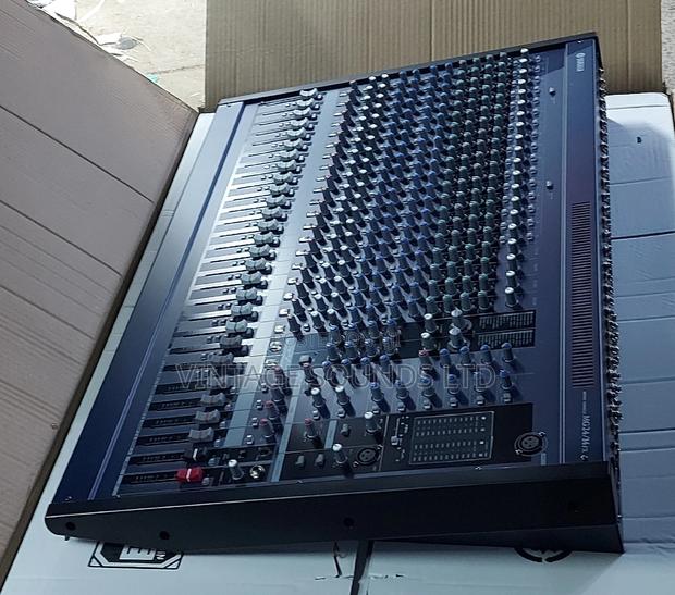 Yamaha 24channel, Mg24/14fx Mixer Console - main view
