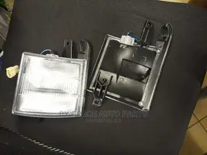 Corner Lamp Mitsubishi FH/4D32