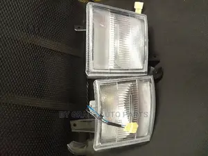 Corner Lamp Mitsubishi FH/4D32