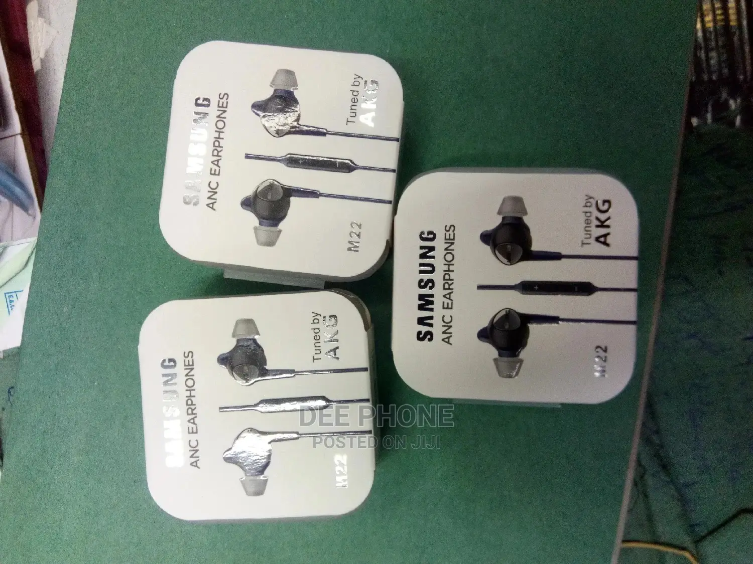 AKG M22 Wired Earphones