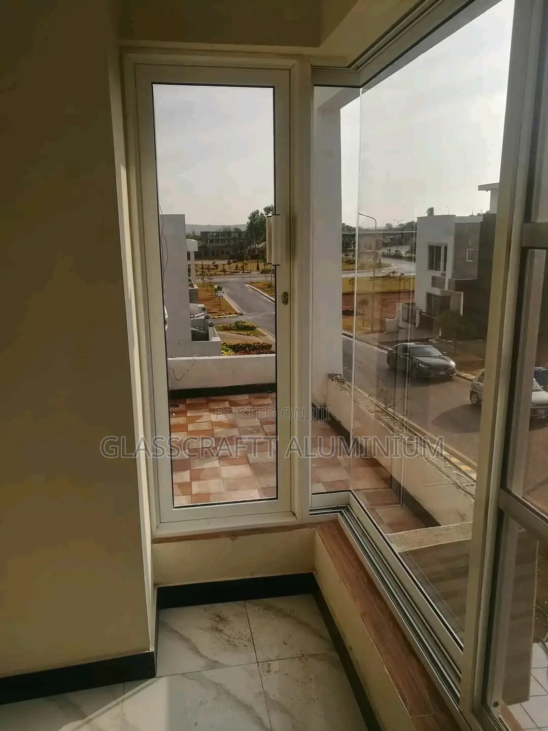 White Aluminium Sliding Doors
