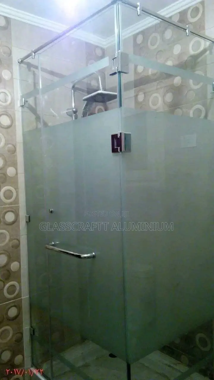 Self-Stand Shower Cubes