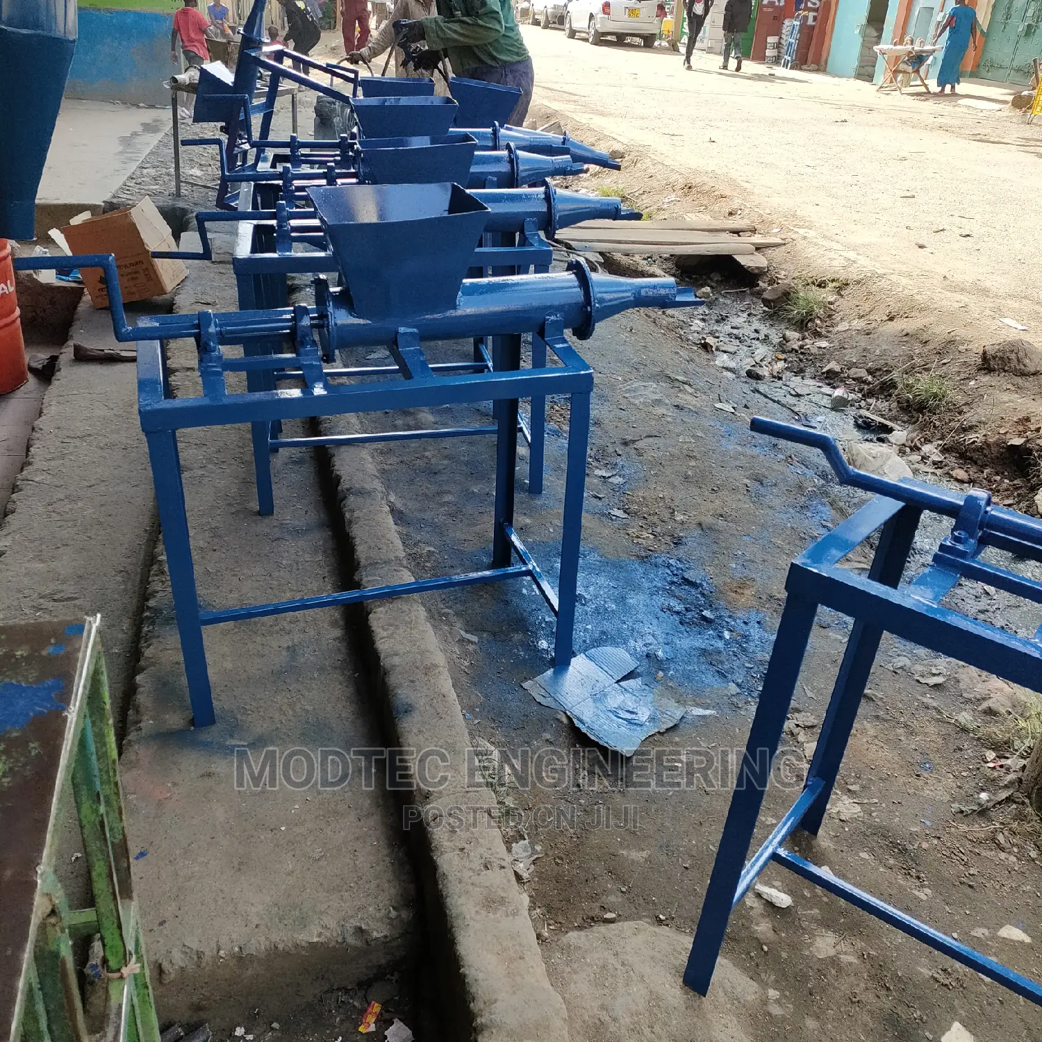 Modtec Senior Engineering Works. Manual Briquette Machines