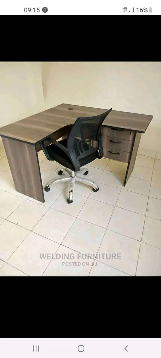 L Shape Desk and Mesh Office Chair