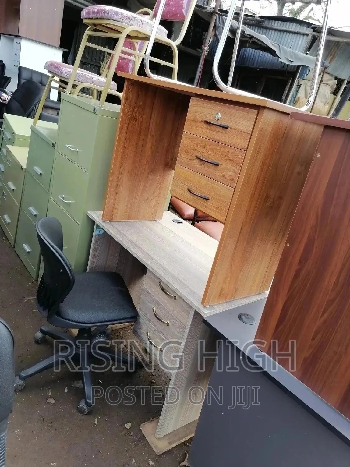 Finest Top Quality Office Desk