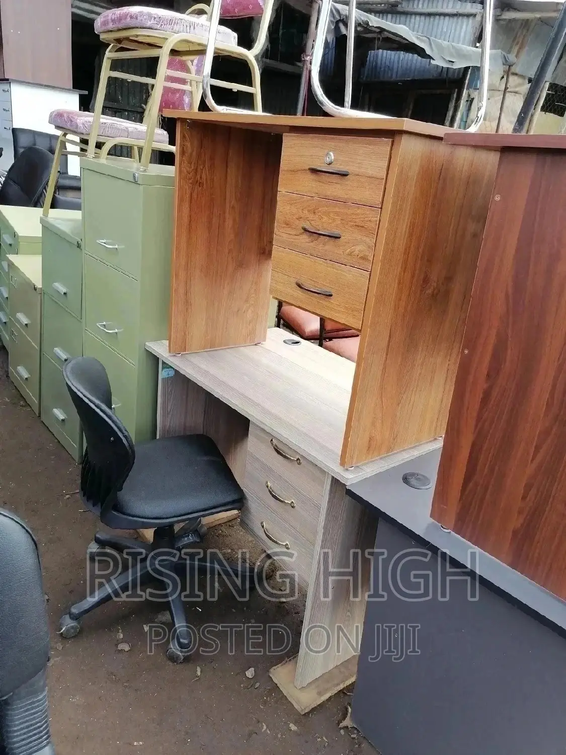 Superior Great Quality Office Desk