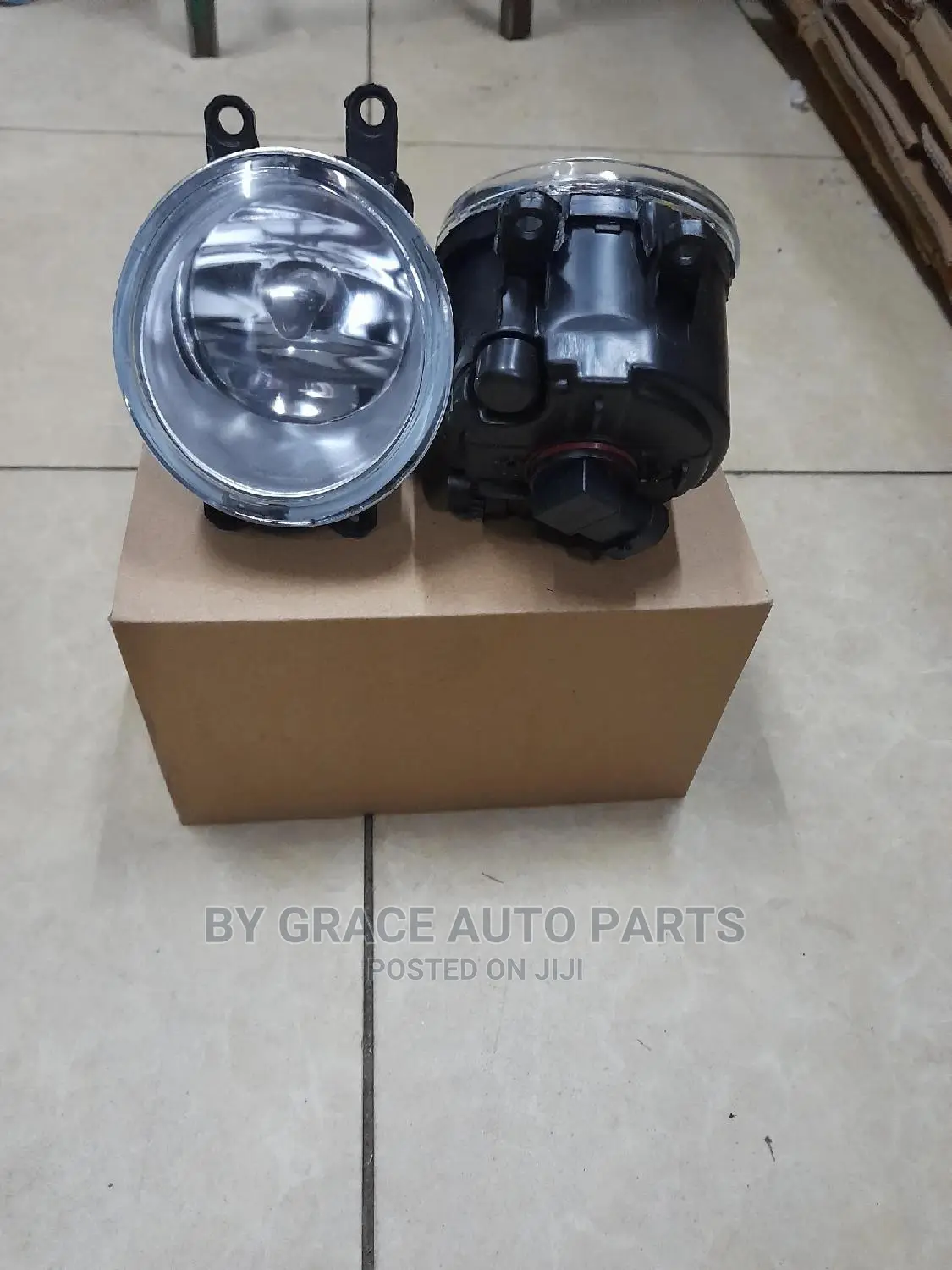 TOYOTA WISH/FIELDER/AXIO/Premiouniversal Foglamp