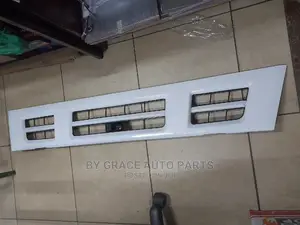 Grill Isuzu