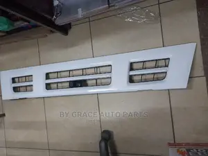 Grill Isuzu