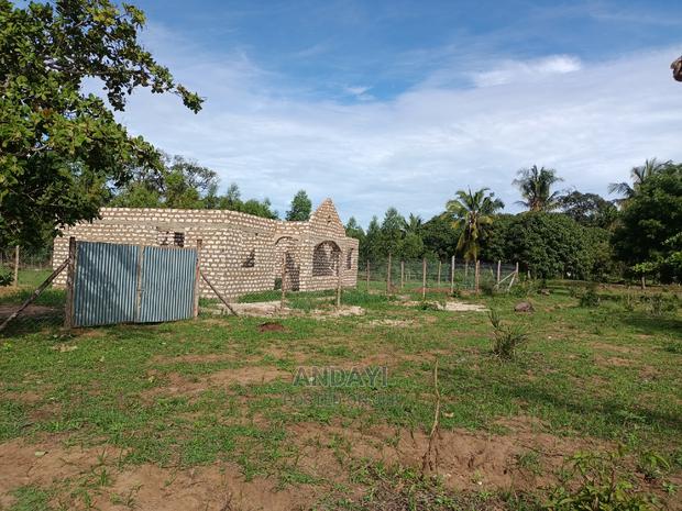 Dongo Kundu Bypass Plots - thumbnail 3