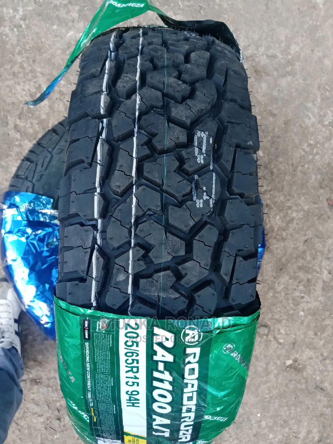 Roadcruza Tyre 205/65r15 (Ra-1100) A/T