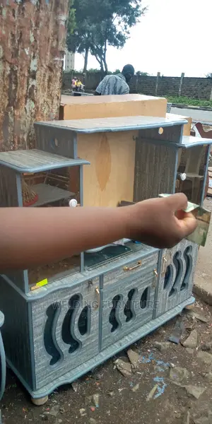High Quality TV Stand