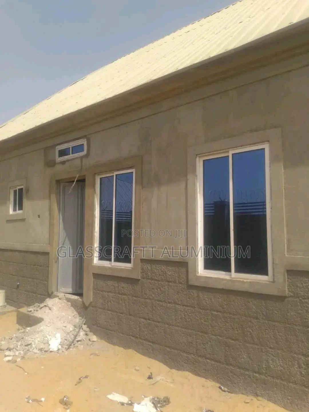 Partitioned Aluminium Siding Window