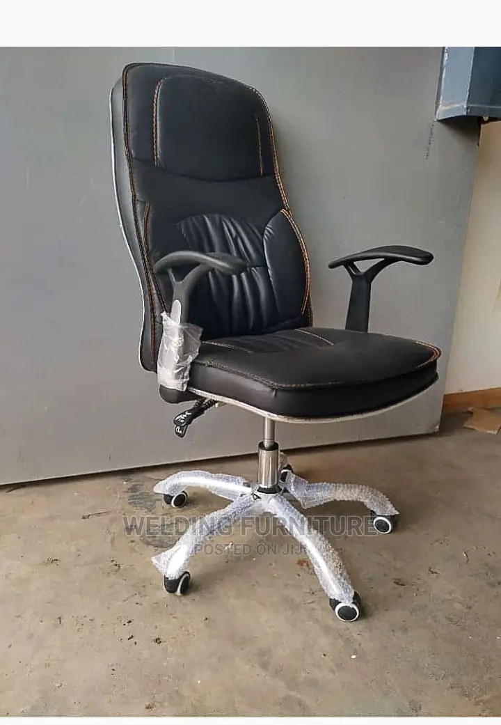 Exclusive Leather Chair