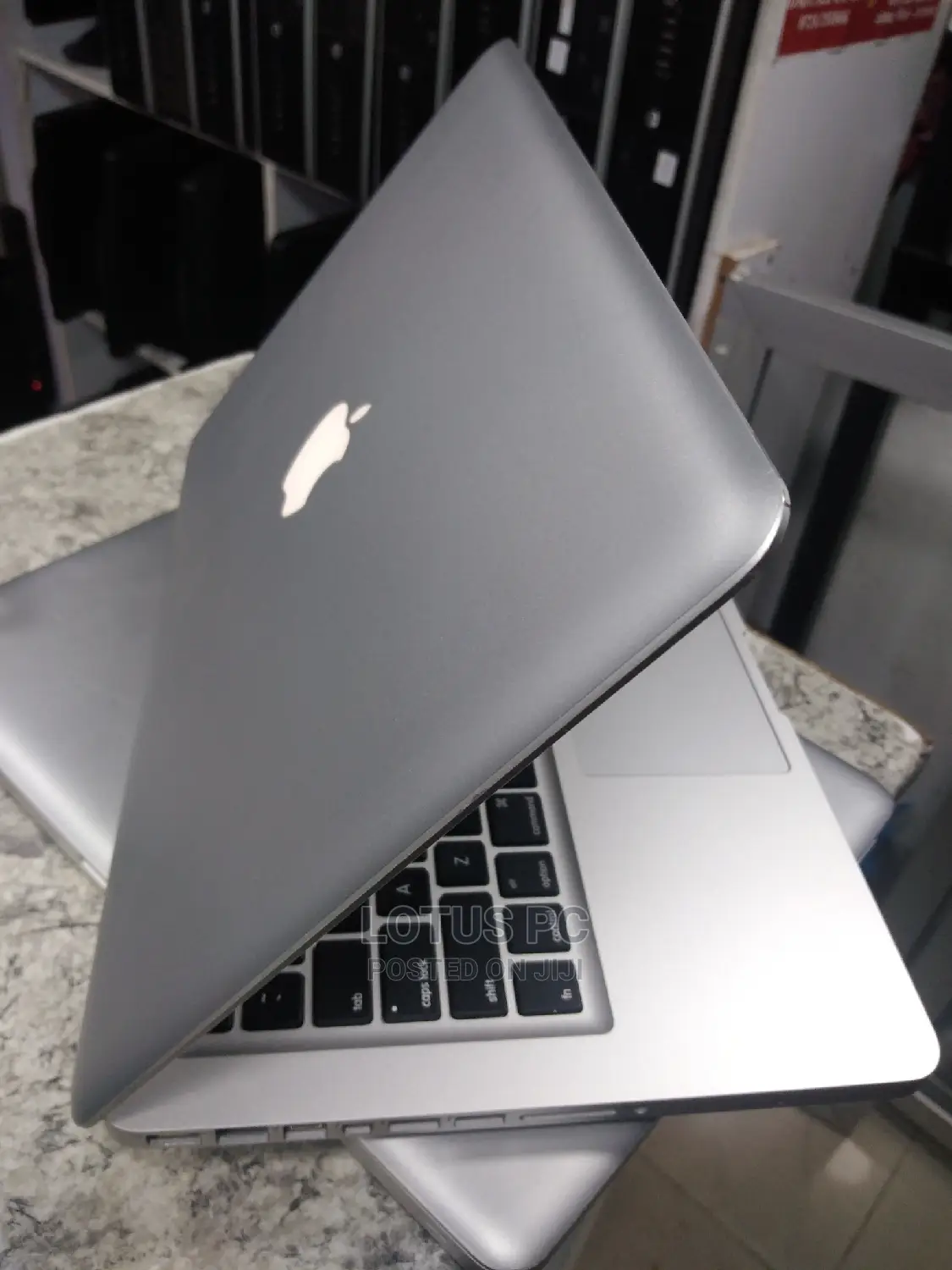 Laptop Apple MacBook 2012 4GB Intel Core I5 HDD 500GB