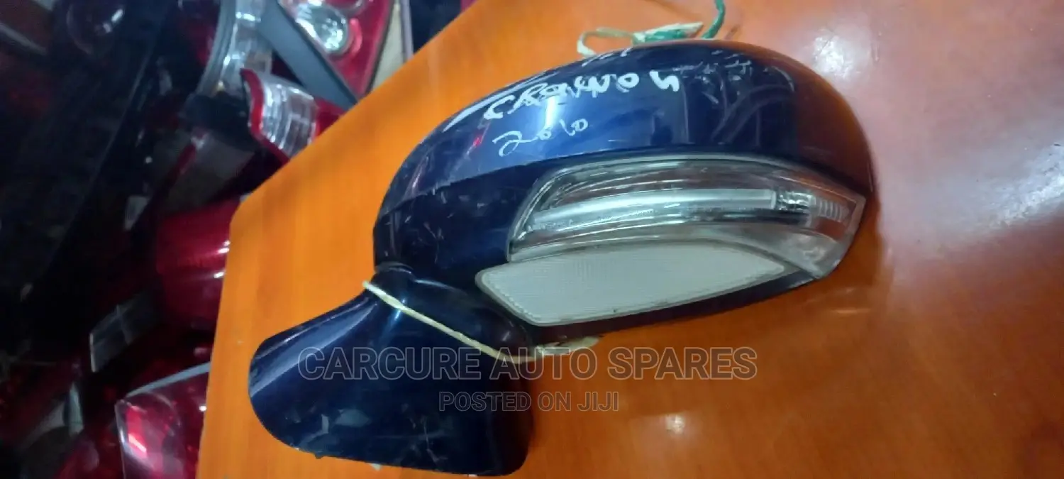 Toyota Crown 2010 Side Mirror