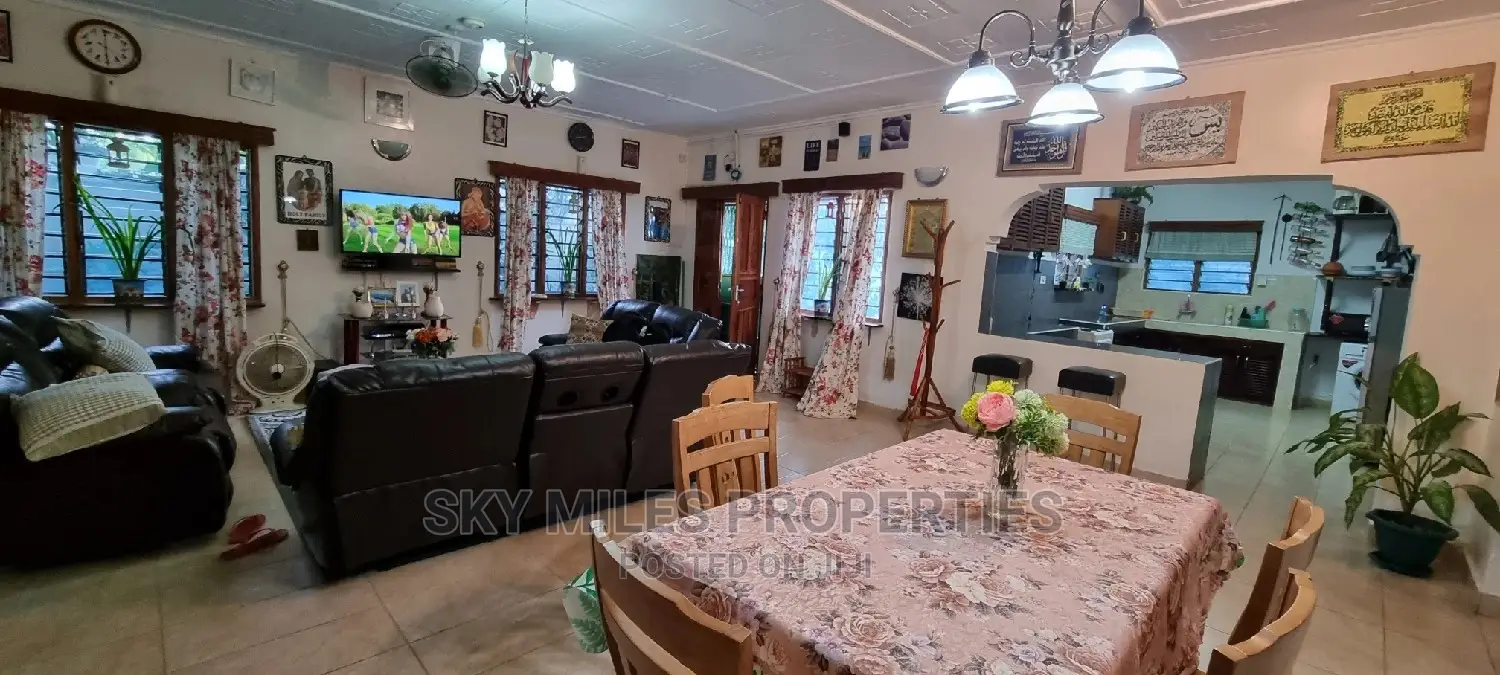 Furnished 4bdrm Villa in Jumba Ruins Way, Mtwapa for Sale