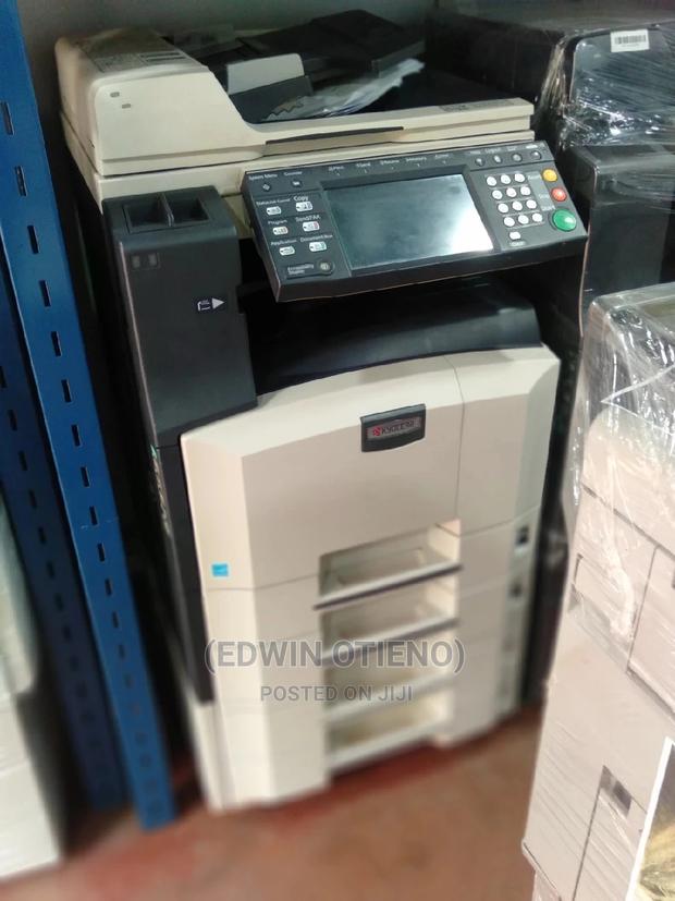 KM 2560 Printer - main view