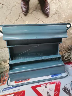 Mettalic Tool Box 21inches
