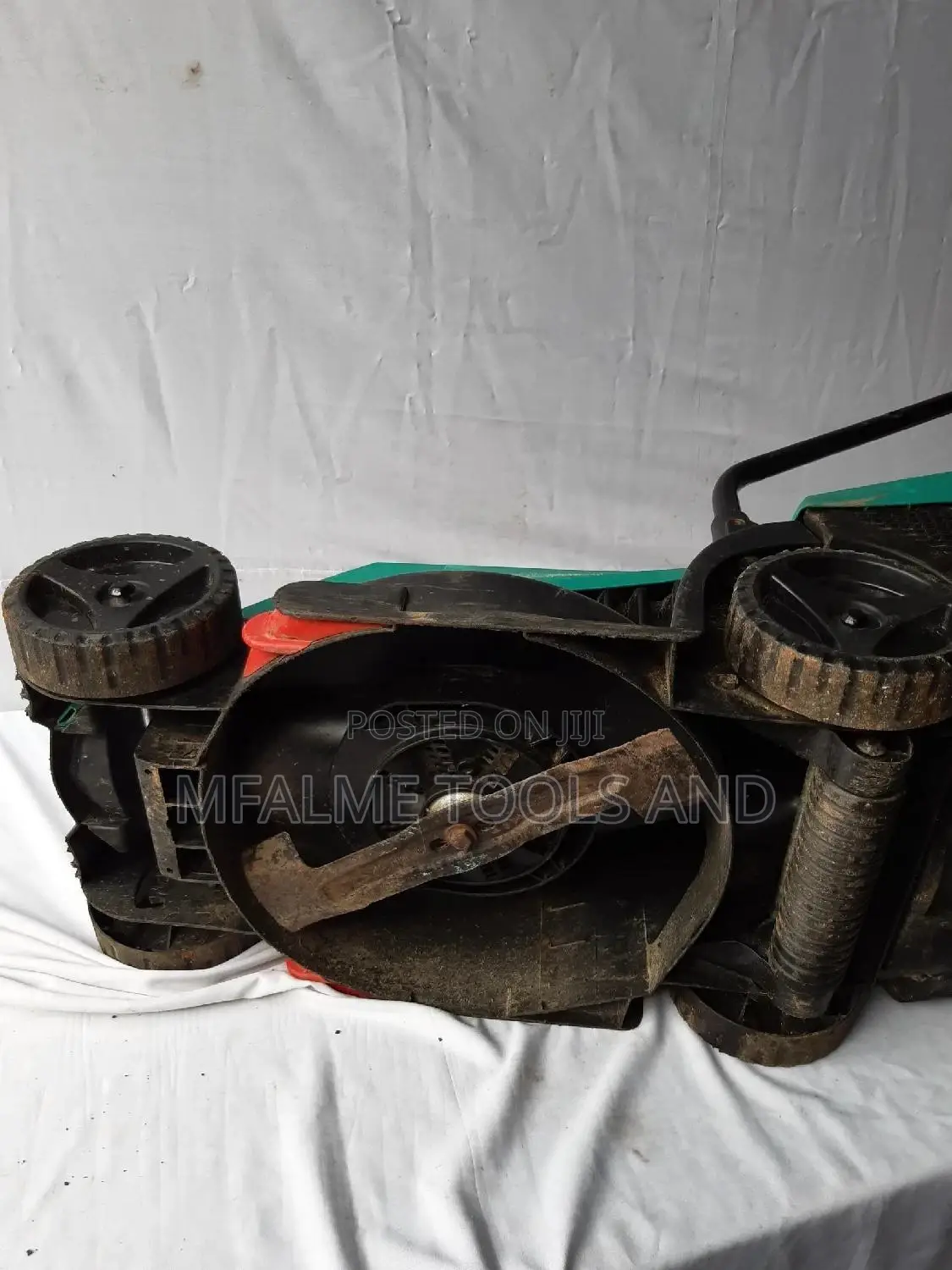Lawnmower Bosch Electric Propelled 240v 15m Cable Ex-Uk
