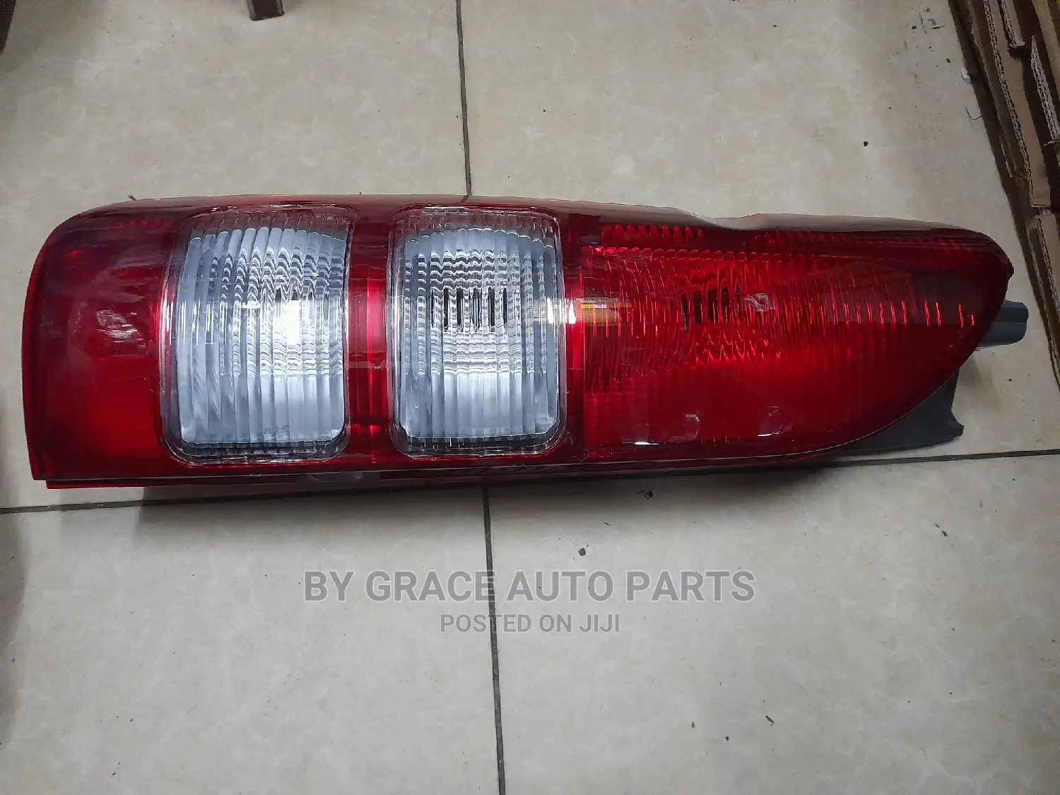 Tail Lamp Box 7L