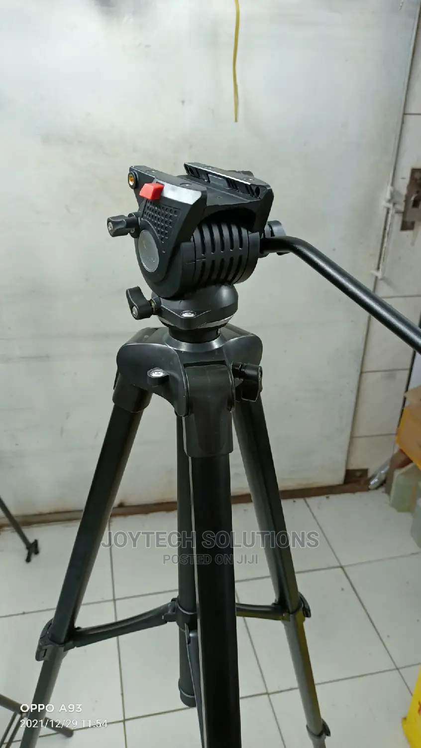 Camera Tripod Weifeng 3308 ( Hydraulic Head)