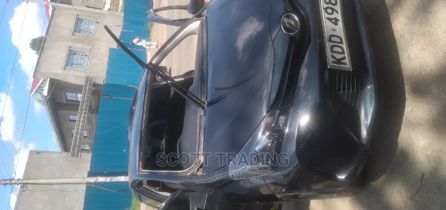 Toyota Vitz Front and Rear Windscreens