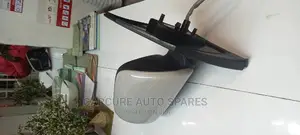 Fielder/ Axio2007 to 2010 Side Mirror
