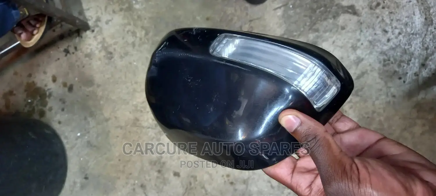 Toyota Rush Side Mirror Cover/ Indicator/ Blinker