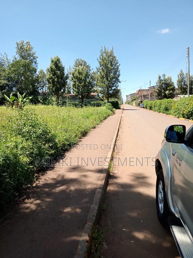 Half a Acre on Sale at Kenol Town. - thumbnail 5