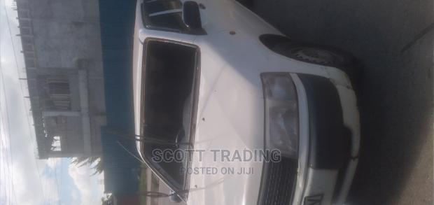 Ptobox Front Windscreen Fitted at 8500 - thumbnail 3