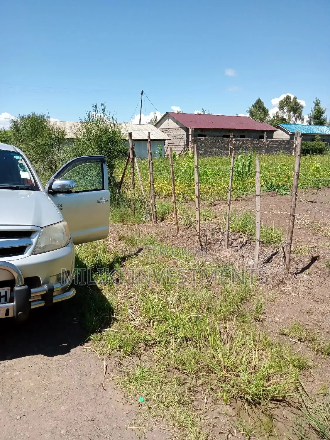 40 by 80 Plot on Sale at Kenol Area.